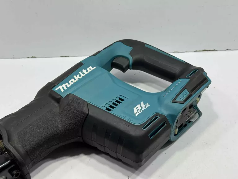 MAKITA PIŁA SZABLASTA 18V DJR188