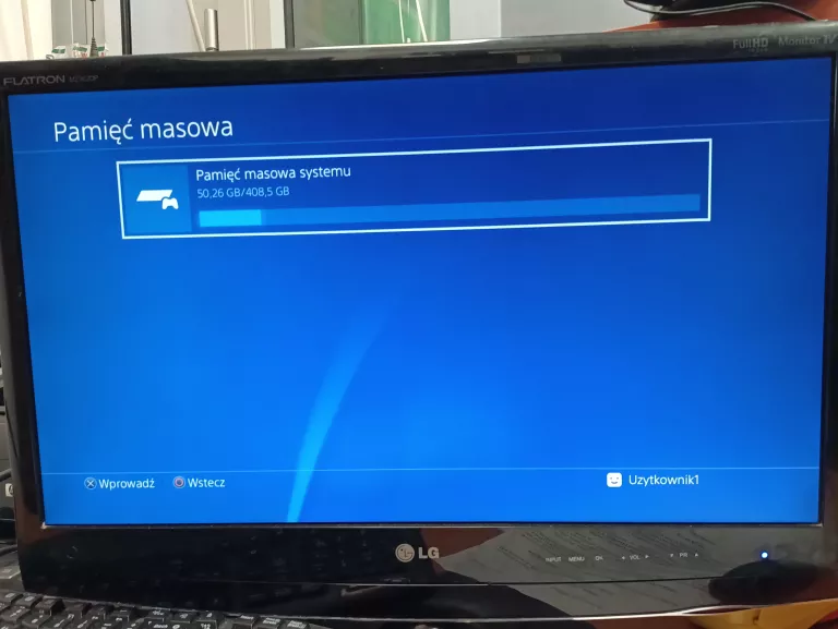 KONSOLA PS4 500GB CUH-2116A + 1PAD + 1 GRA ( GTA V)
