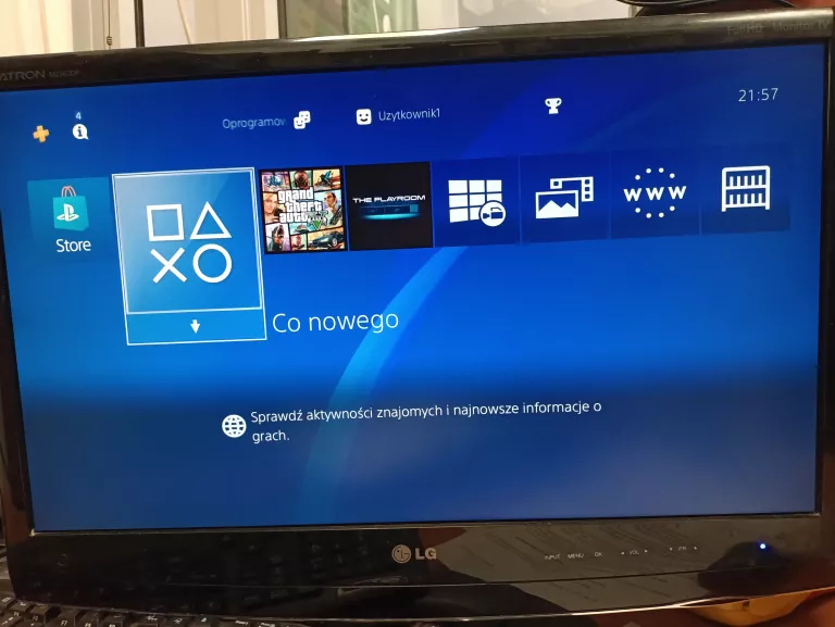 KONSOLA PS4 500GB CUH-2116A + 1PAD + 1 GRA ( GTA V)