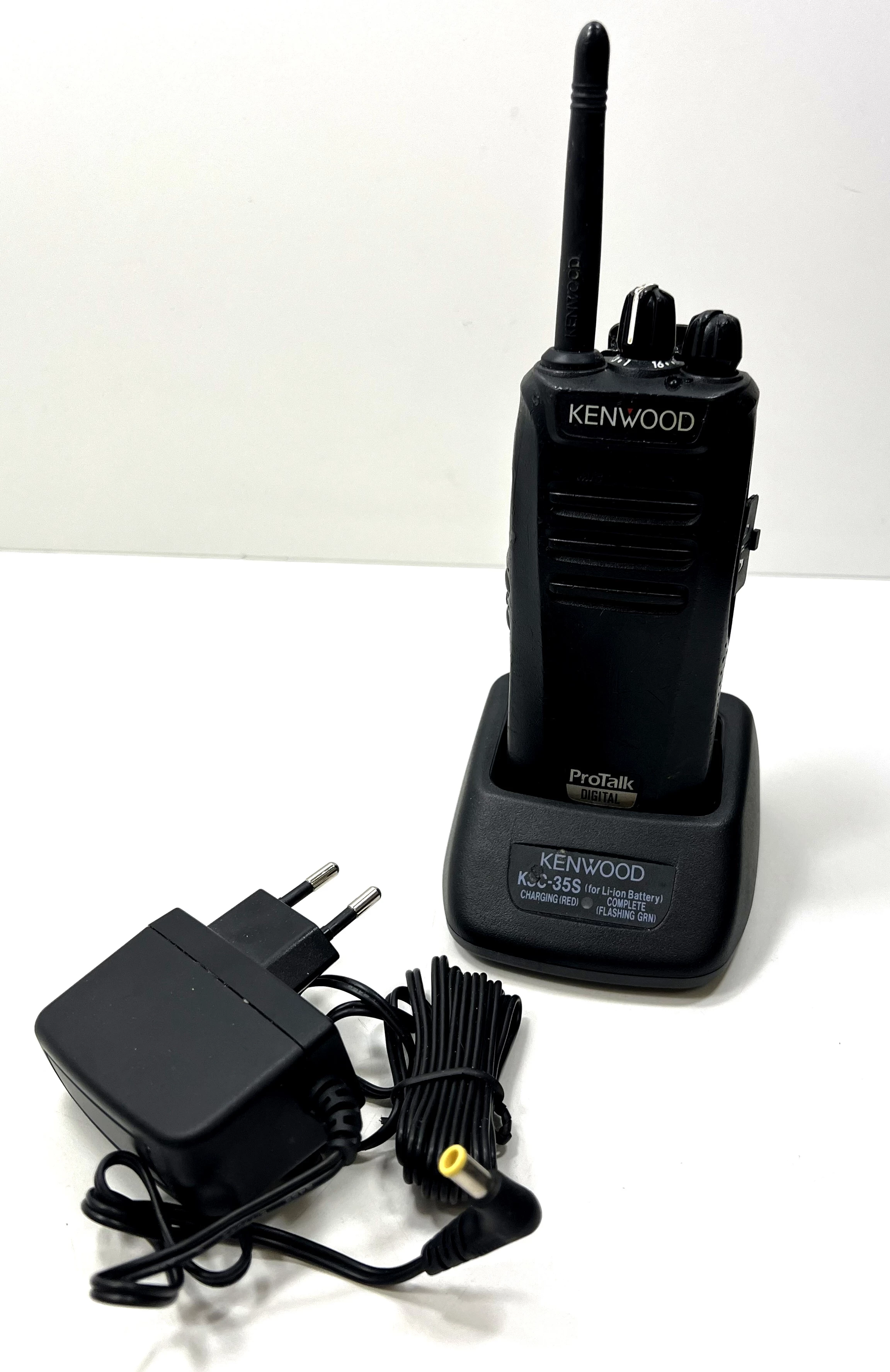 krotkofalowka-kenwood-tk-3401d-komplet-w-etui-ean-gtin-0019048208361