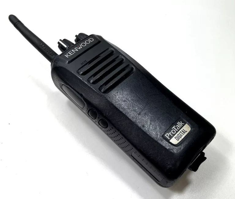 krotkofalowka-kenwood-tk-3401d-komplet-w-etui-kod-producenta-tk-3401d