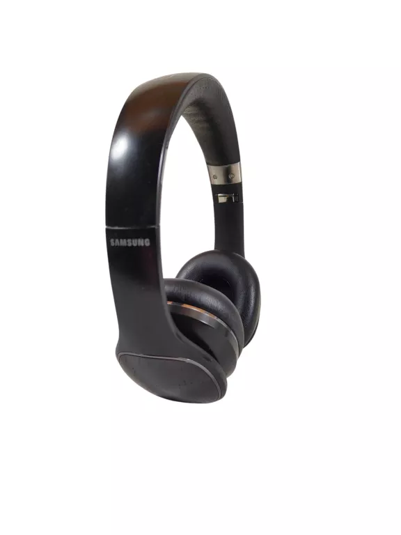 sluchawki-samsung-level-on-pokrowiec-kolor-dominujacy-129357-2