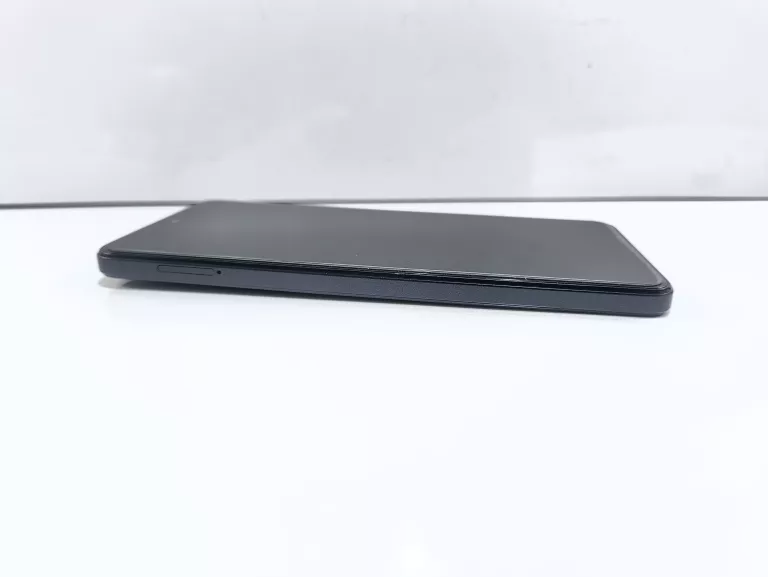 SMARTFON MOTOROLA MOTO G84 5G 8/256GB