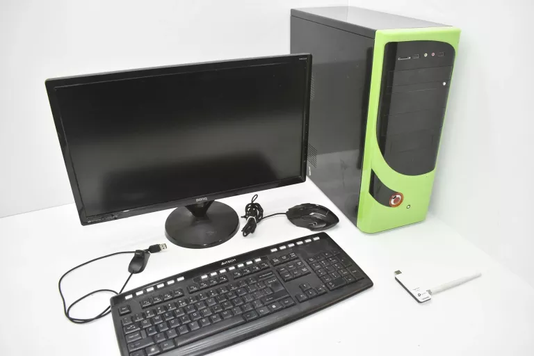 KOMPUTER STACJONARNY + MONITOR