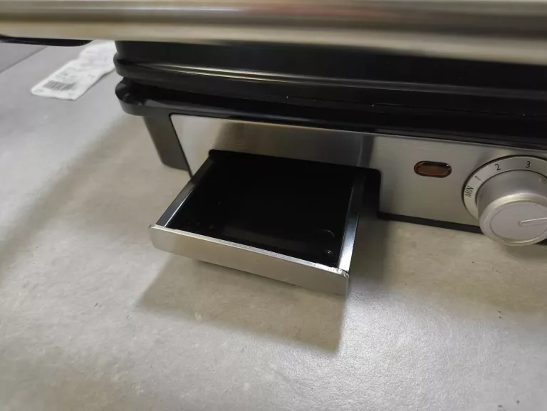 GRILL ELEKTRYCZNY RAVEN EGE002 *DW ZAK* GW