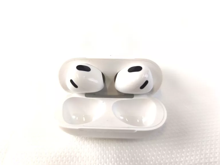 air-pods-3rd-gen-komplet-stan-11323-2