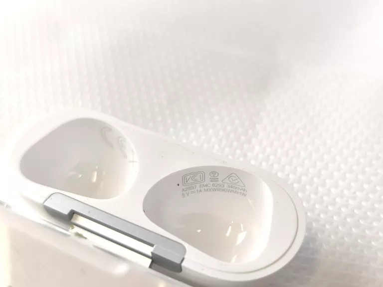 air-pods-3rd-gen-komplet-model-250439-1920049