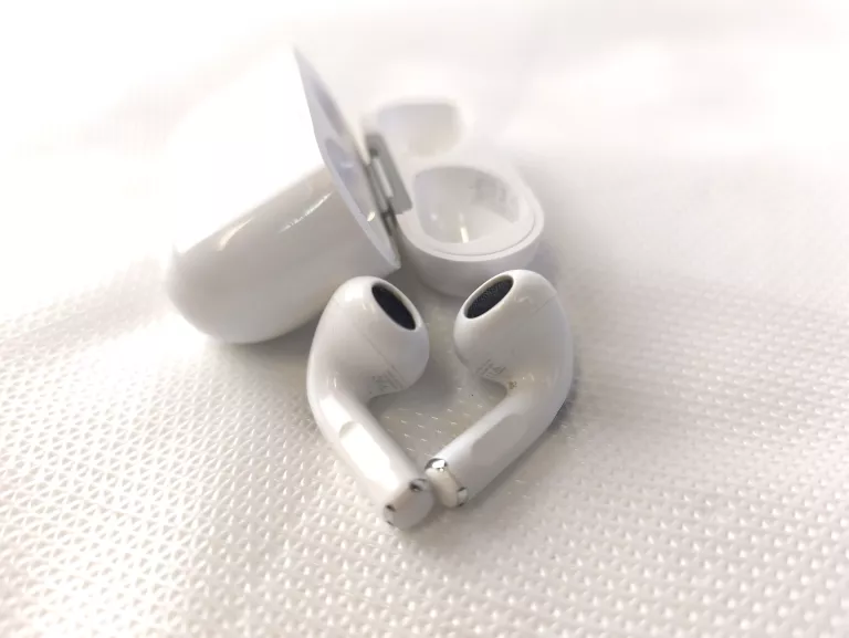 air-pods-3rd-gen-komplet-transmisja-sygnalu-203713-217785