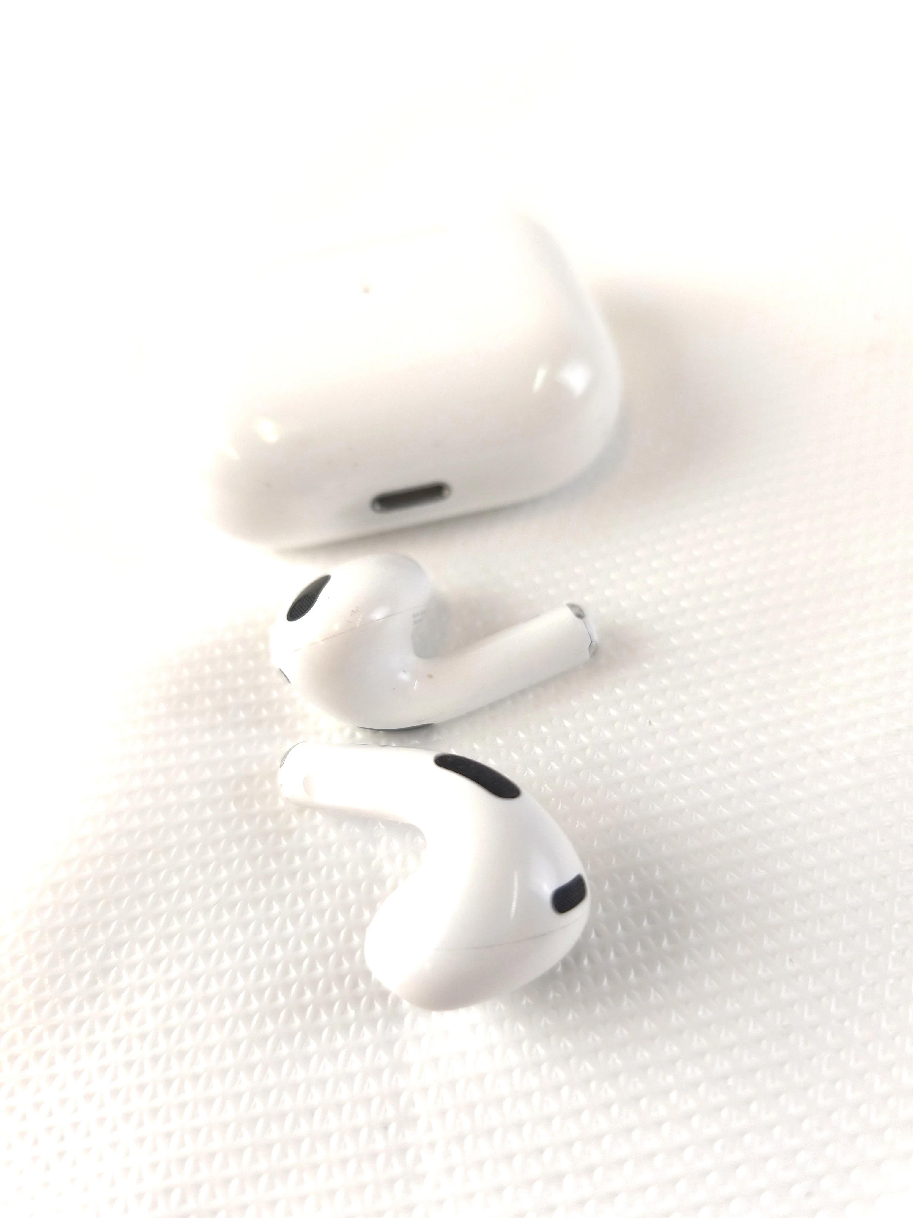 air-pods-3rd-gen-komplet-marka-203745-217957