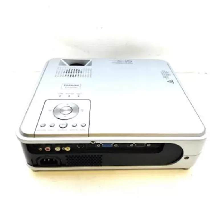 PROJEKTOR TOSHIBA TLP-XD2000 OKABLOWANIE [241220008]