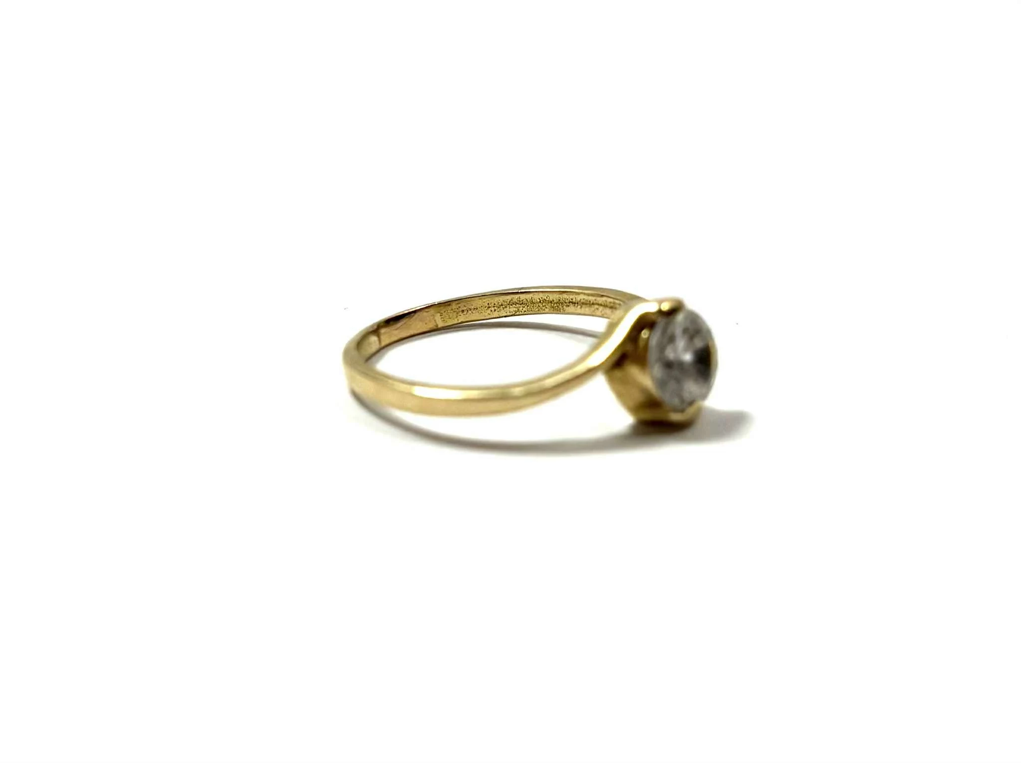 zloty-pierscionek-r17-pr585-256g-stan-11323-2