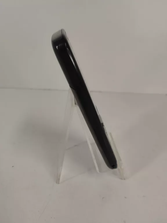TELEFON KOMÓRKOWY MAXCOM MM238 256 MB / 1 GB 3G CZARNY