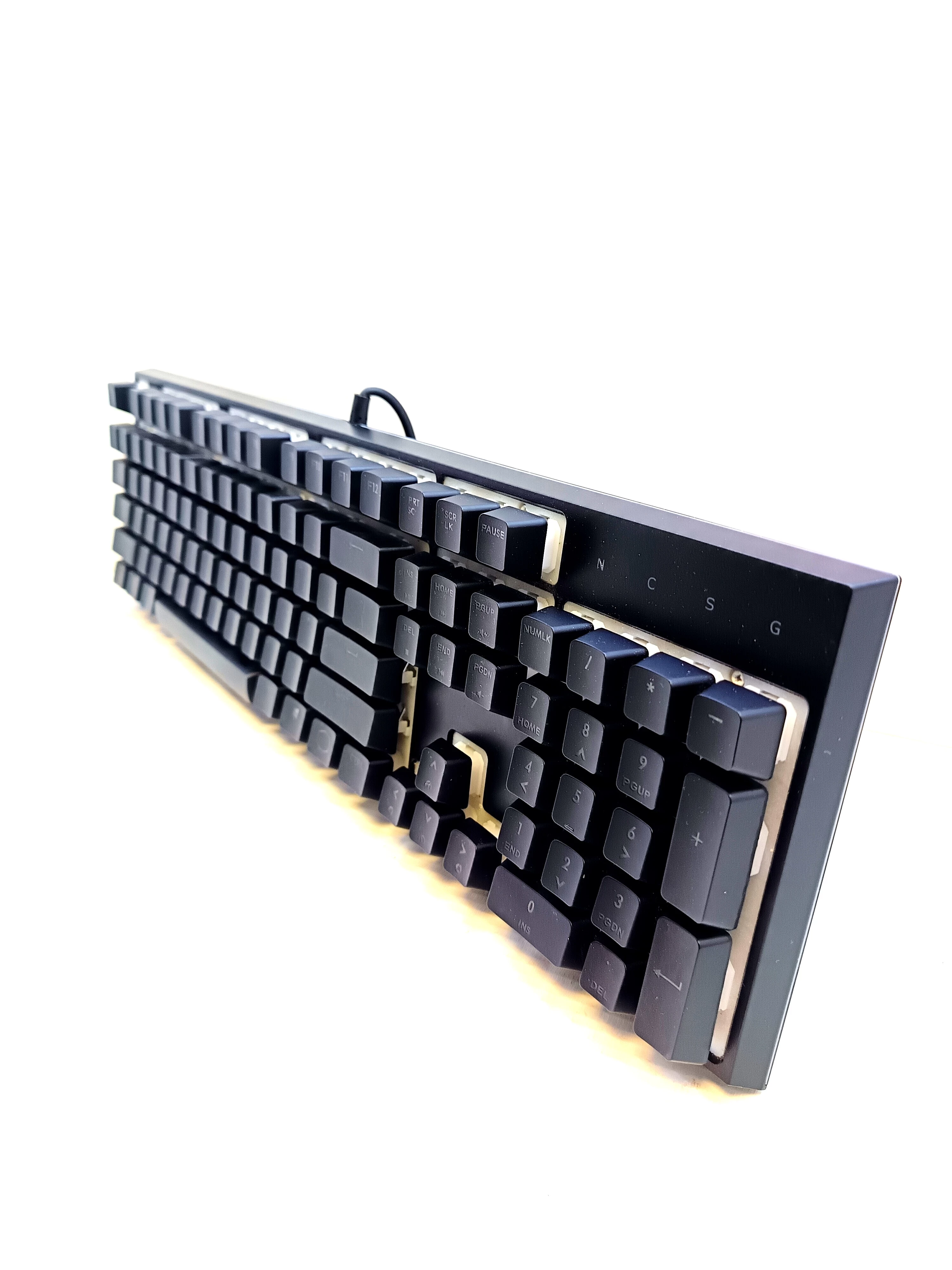 klawiatura-przewodowa-cooler-master-interfejs-1247-1