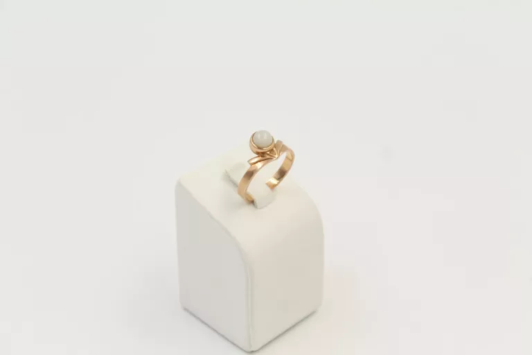 ŚLICZNY ZŁOTY PIERŚCIONEK -585- R.15