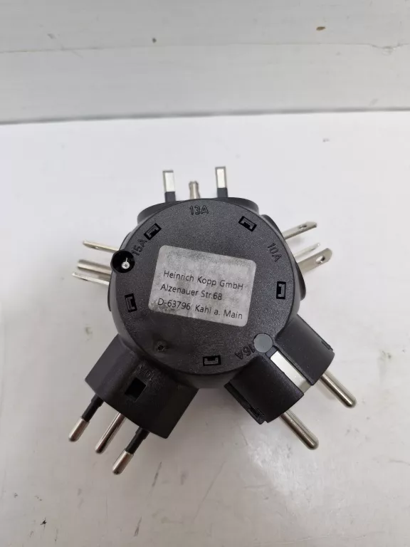 ADAPTER DO GNIAZDKA