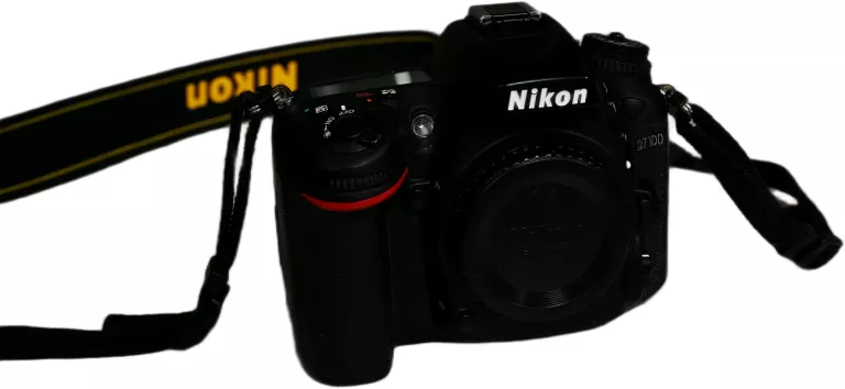 lustrzanka-cyfrowa-nikon-d7100-body-super-stan-tylko-24k-zdjec-duzy-zestaw-w-zestawie-814-1