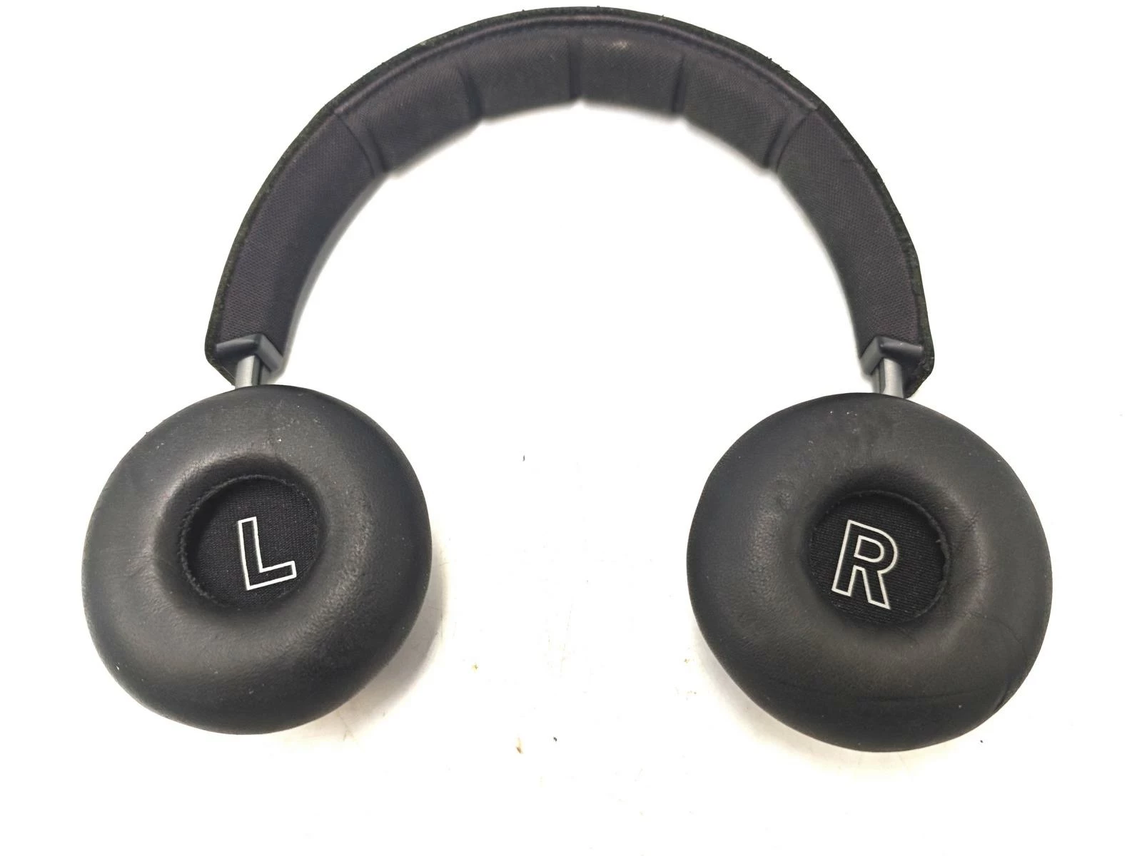 sluchawki-bezprzewodowe-bluetooth-bangolufsen-beoplay-h8-czarne-solo-transmisja-sygnalu-203713-217785