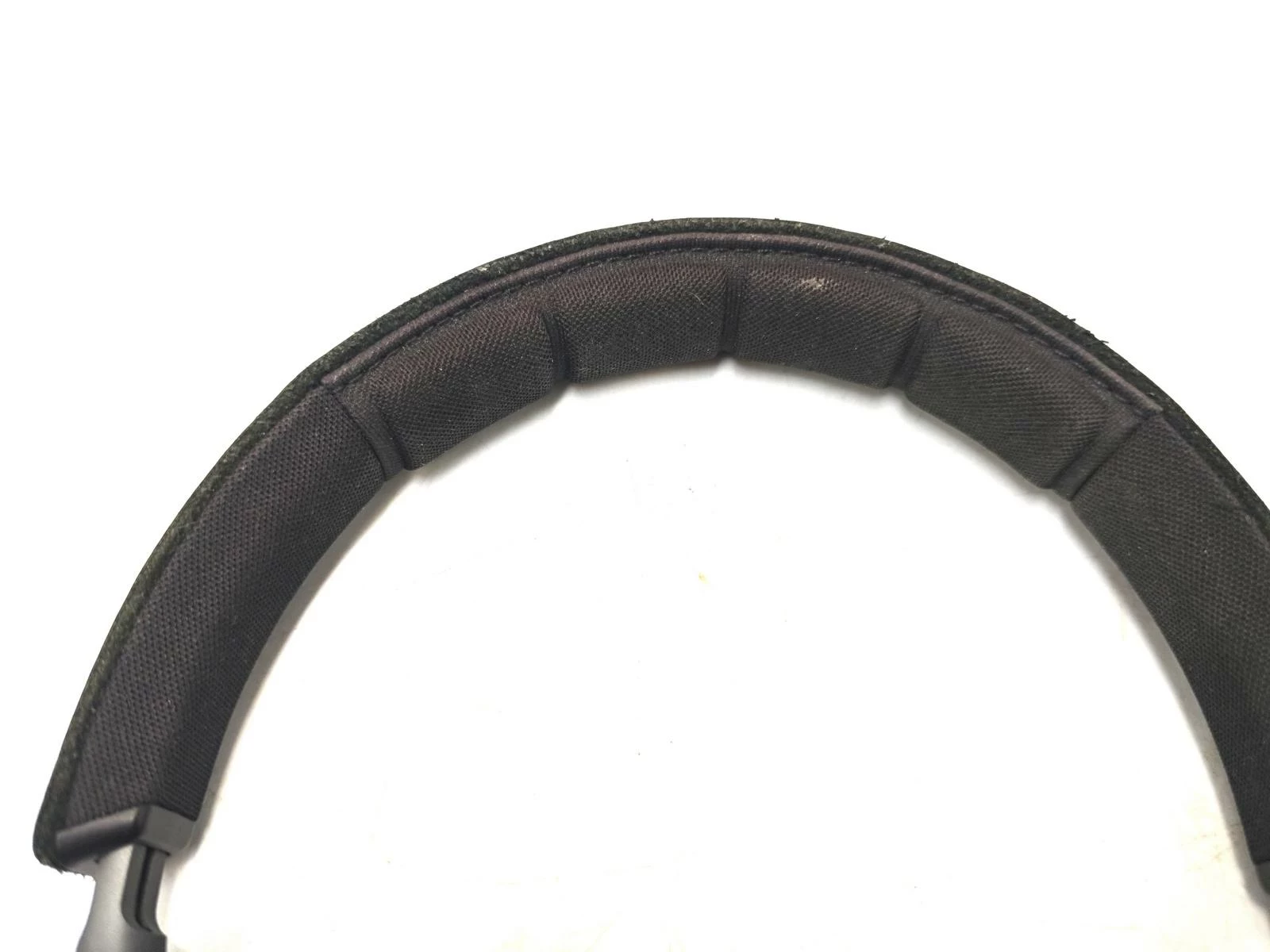 sluchawki-bezprzewodowe-bluetooth-bangolufsen-beoplay-h8-czarne-solo-marka-248811-1949348