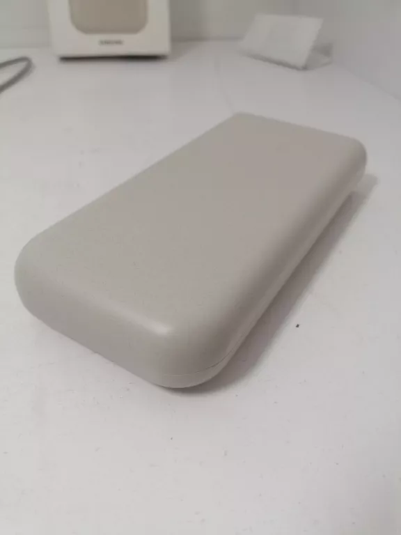 powerbank-samsung-eb-p4520xuegeu-20000mah-45w-bezowy-stan-11323-2