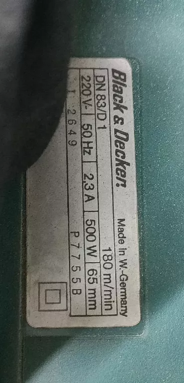 WYRÓWNYWARKA BLACK & DECKER DN83/D1