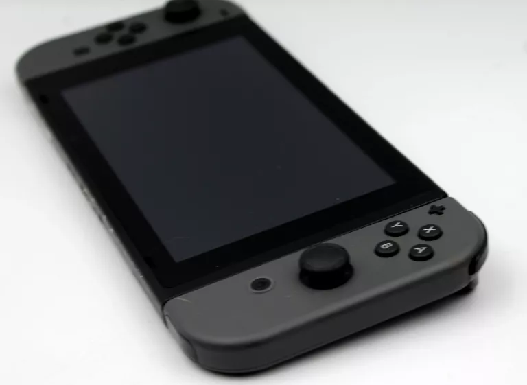KONSOLA NINTENDO SWITCH KOMPLET HAC-001