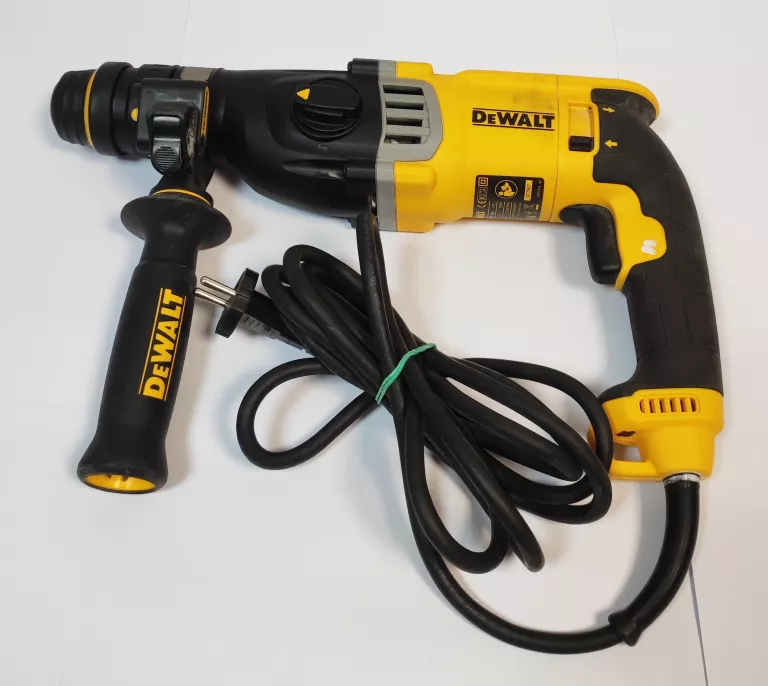 MŁOTOWIERTARKA DEWALT D25144 KOMPLET