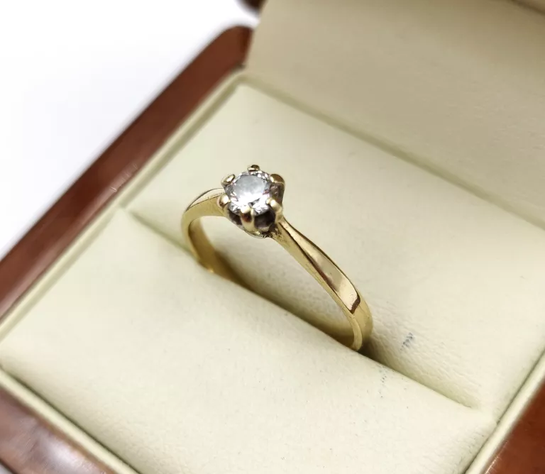 KLASYCZNY ZŁOTY PIERŚCIONEK 6K