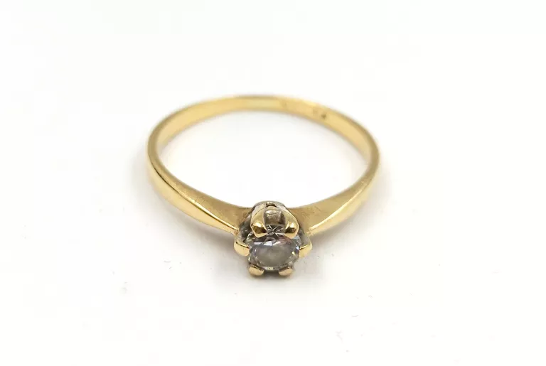 klasyczny-zloty-pierscionek-6k-kolor-dominujacy-205826-225106