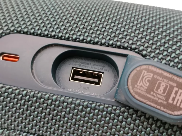 GŁOŚNIK PRZENOŚNY JBL CHARGE 5 BT NIEBIESKI