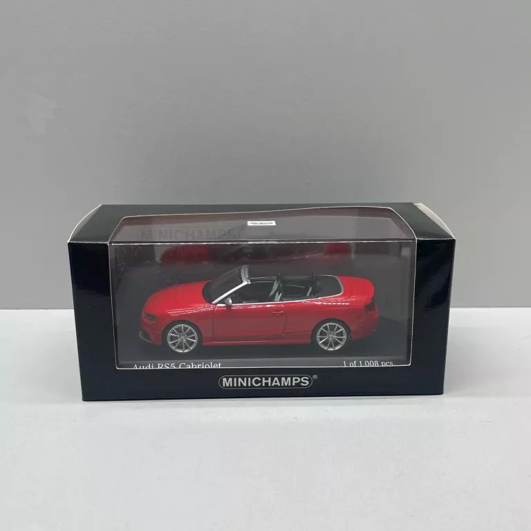 MINICHAMPS 410011230 AUDI RS5 CABRIOLET 2012 (RED)
