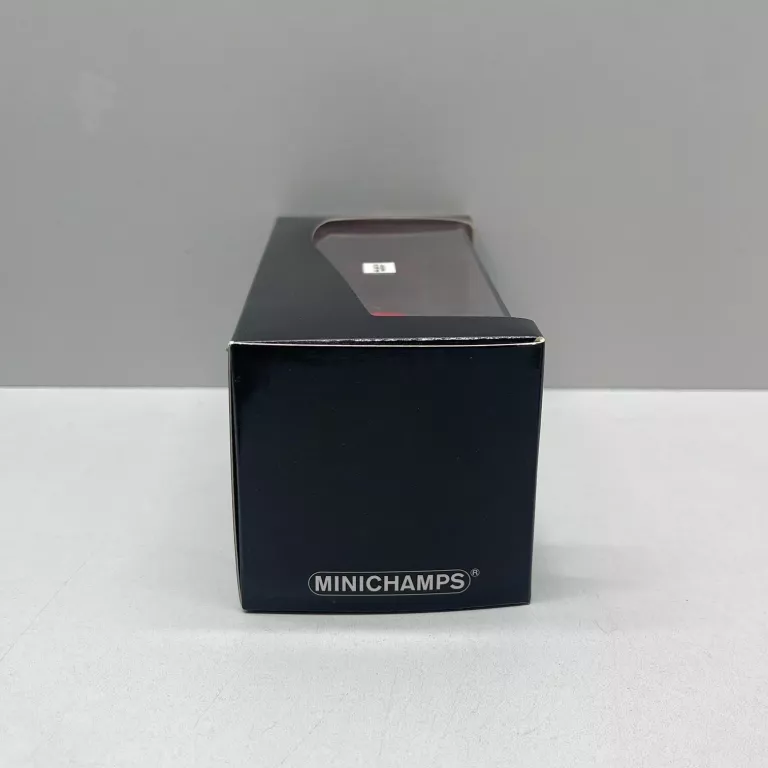 MINICHAMPS 410011230 AUDI RS5 CABRIOLET 2012 (RED)
