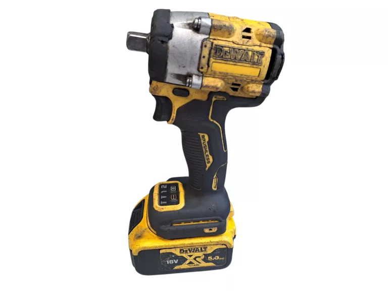 AKUMULATOROWY KLUCZ UDAROWY DEWALT DCF922 18V XR+ BAT. 5.0AH