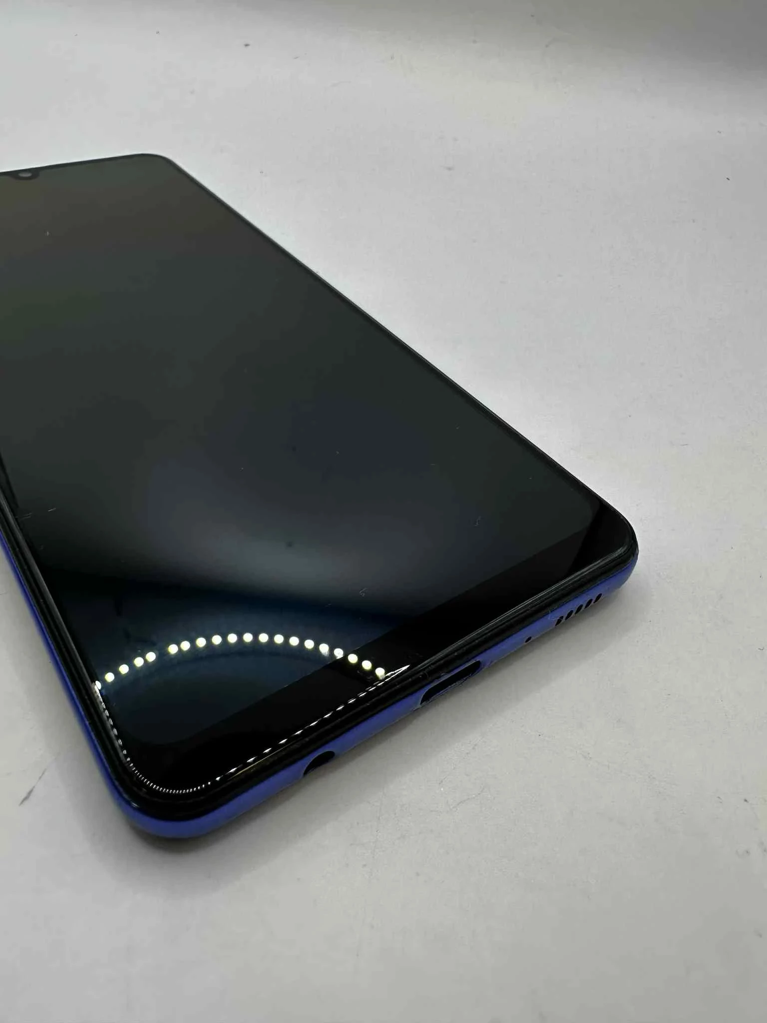 telefon-samsung-galaxy-a31-464-gb-stan-11323-2