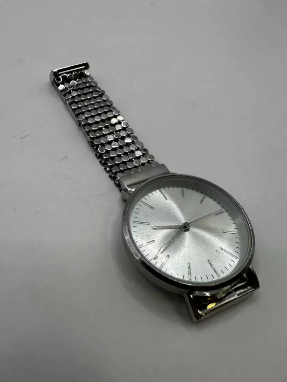 zegarek-damski-bijou-brigitte-srebny-ean-gtin-0660543035381