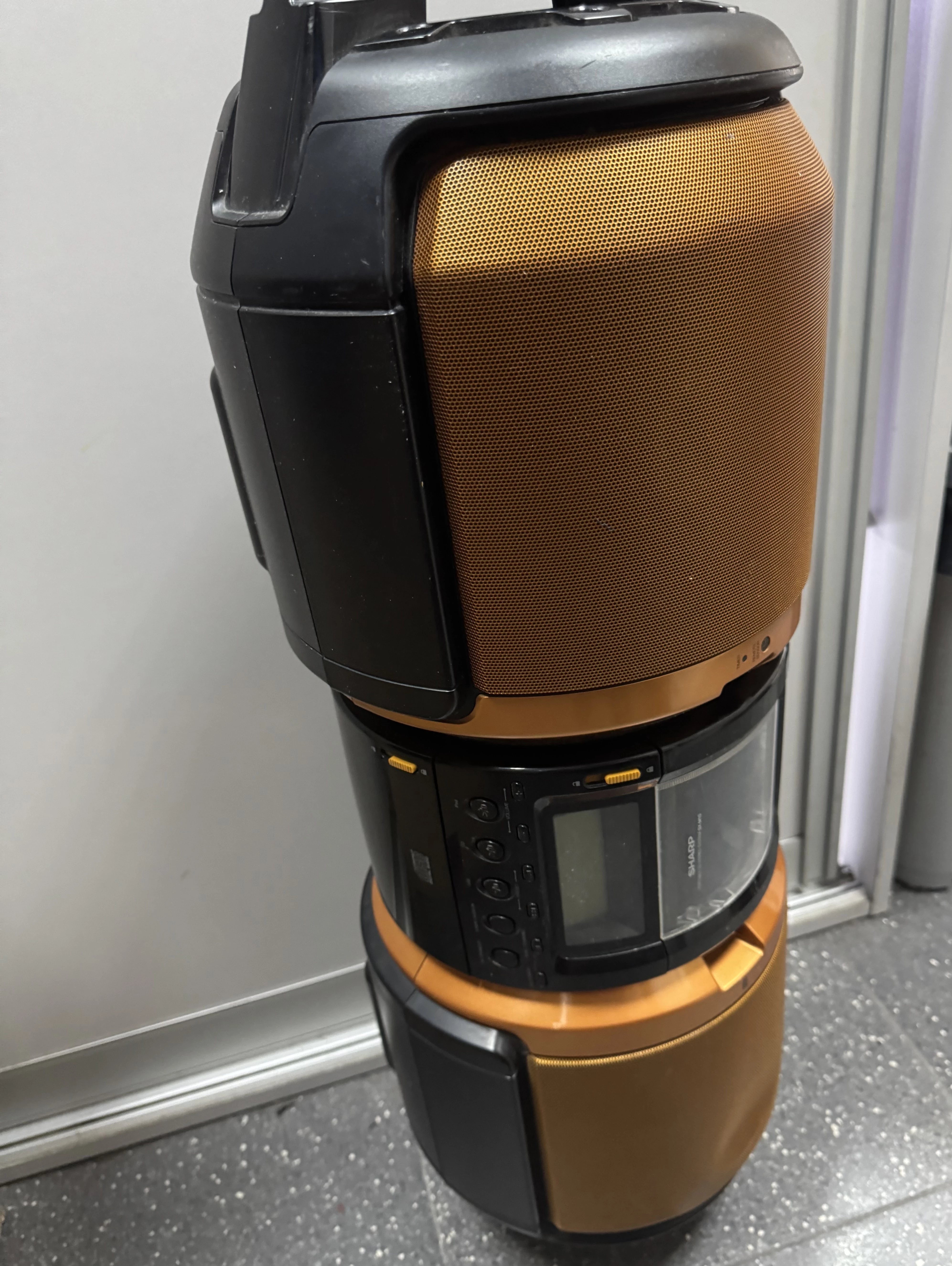 sharp-gx-m10-stereo-mp3-boombox-stacja-dokujaca-kabel-zasilajacy-stan-11323-2