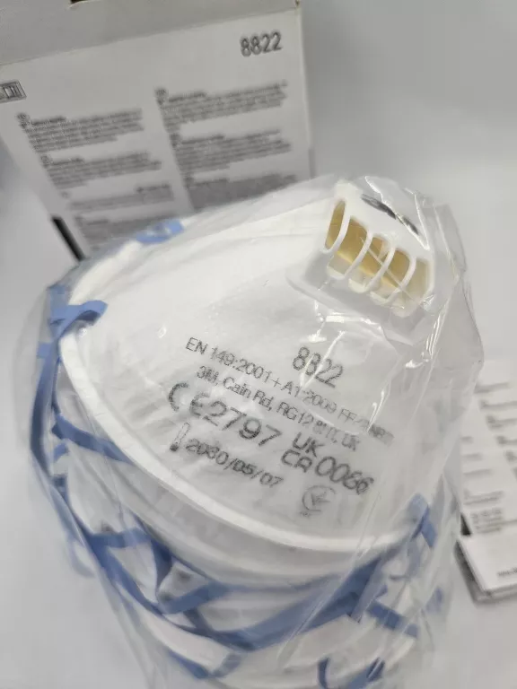 10 SZT. 3M 8822 MASKA PÓŁMASKA FILTRUJĄCA FFP2 Z ZAWOREM