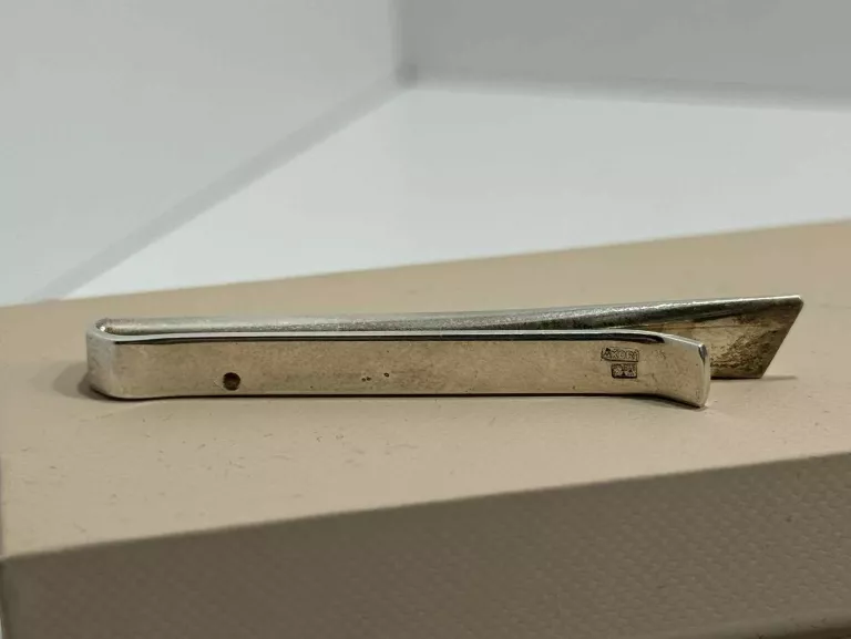 SREBRNA SPINKA KRAWATOWA 6.51G