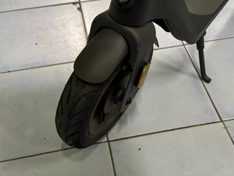 HULAJNOGA ELEKTRYCZNA XIAOMI ELECTRIC SCOOTER 4 LITE (2ND GEN) GWAR