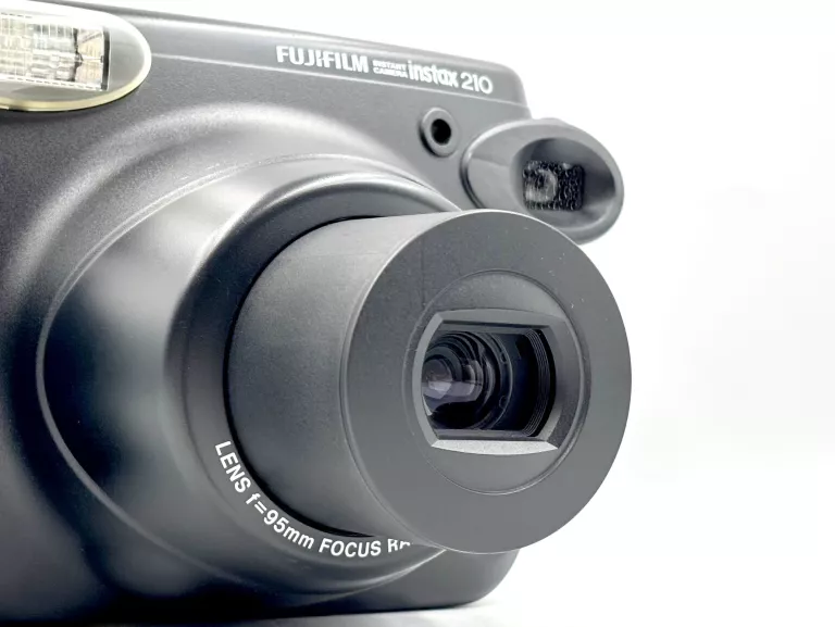 aparat-natychmiastowy-fujifilm-instax-210-czarny-zlacza-234325-4