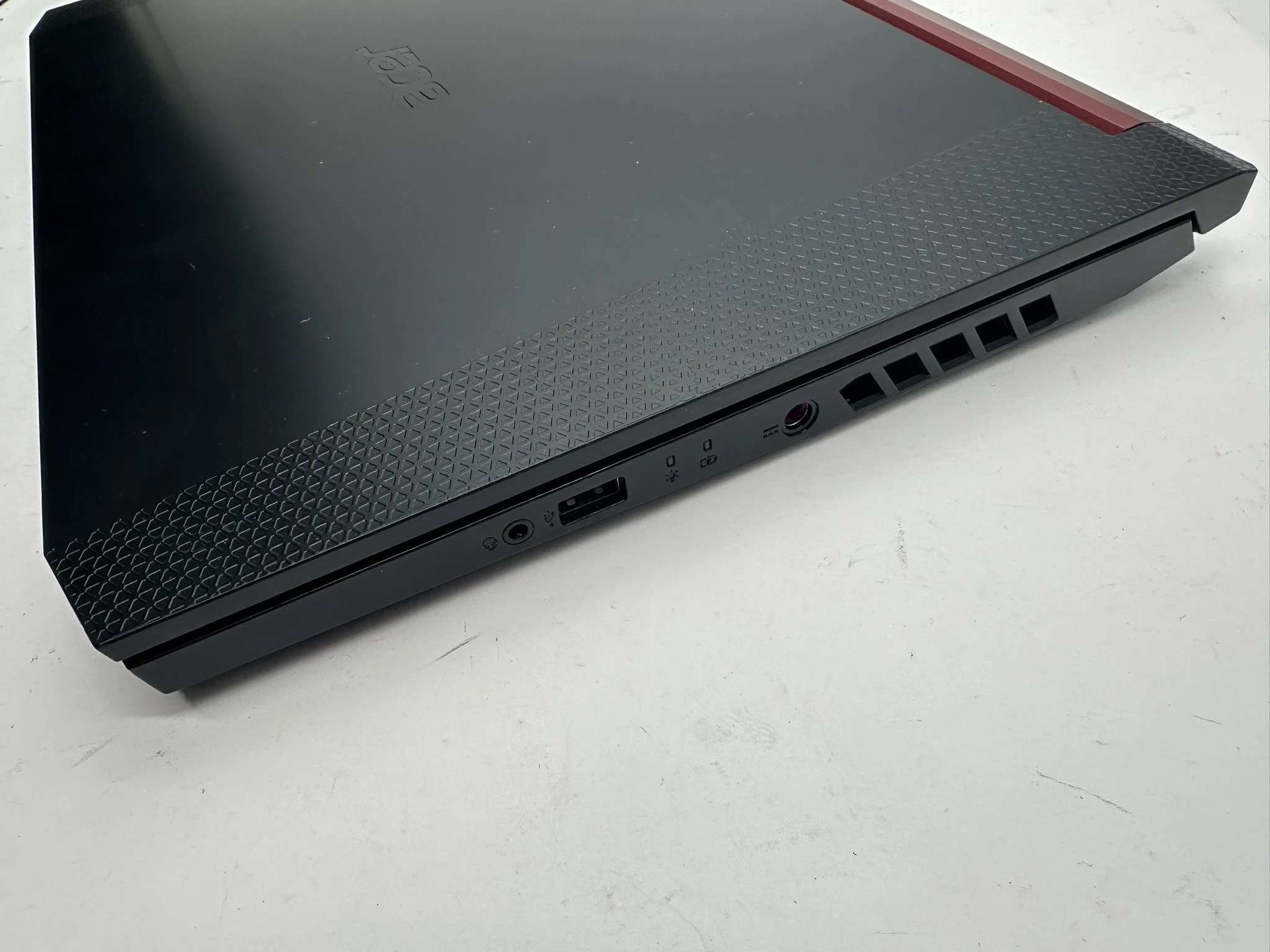 acer-nitro-an515-54-i7-259ghz-gtx-1650-ssd240hdd-1tb-ram-16gb-w10-156-kod-producenta-nhq5aep066