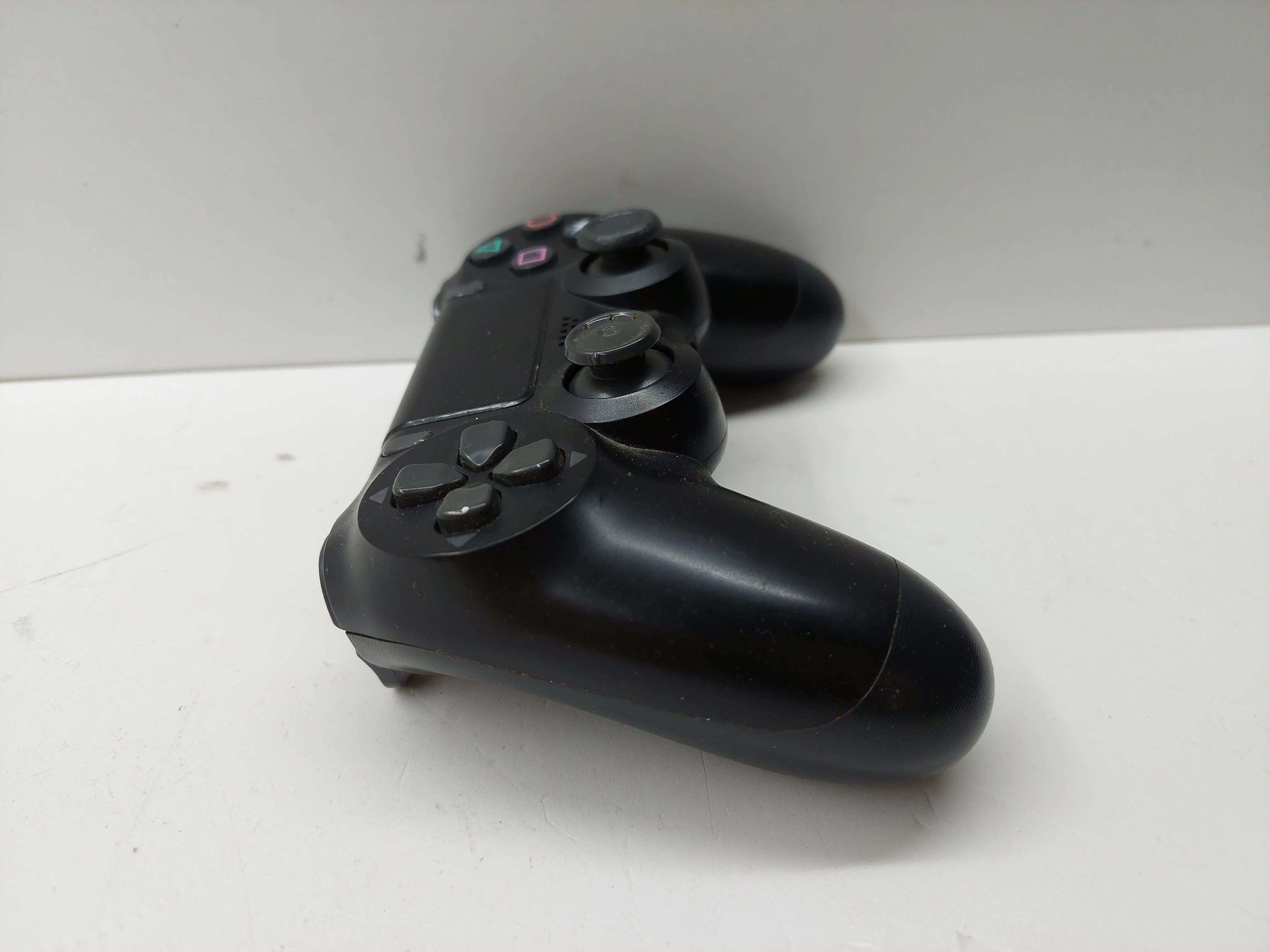 pad-do-konsoli-ps4-sposob-podlaczenia-210654-2