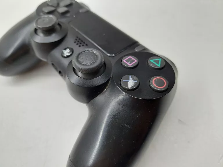 pad-do-konsoli-ps4-kod-producenta-9950103
