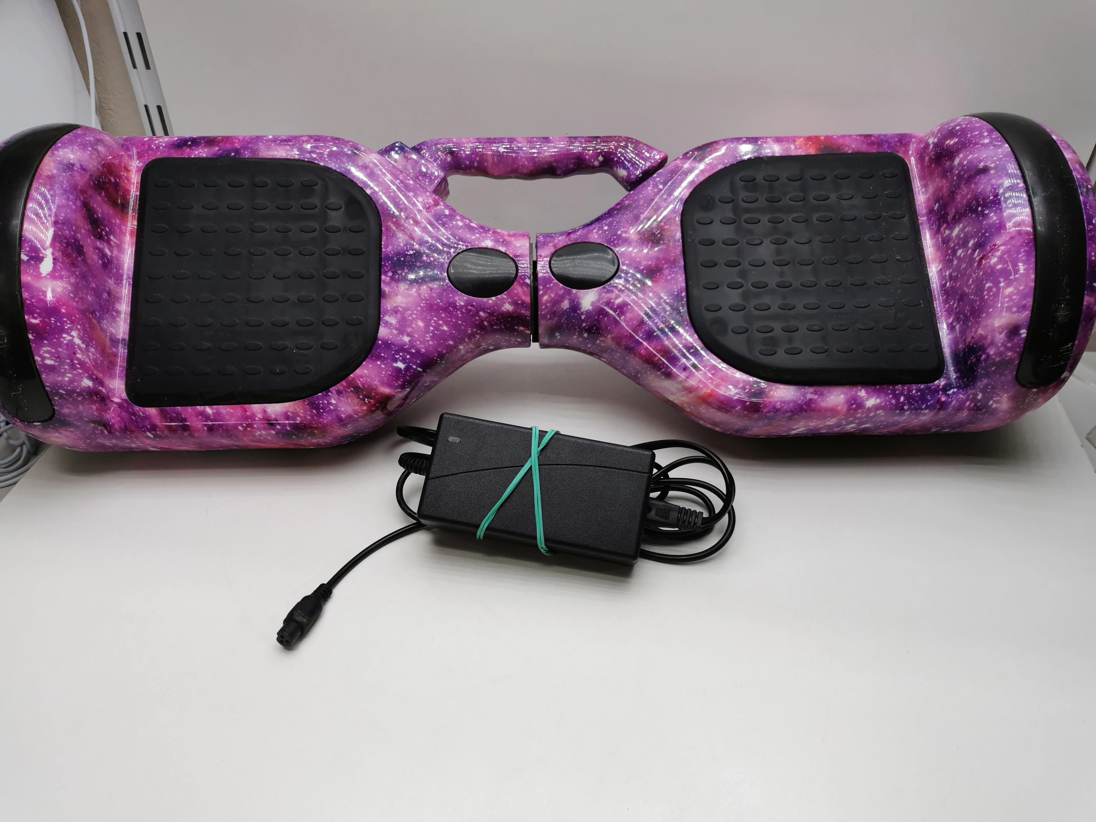 deskorolka-elektryczna-elite-sport-ladowarka-gen-augusta-emila-fieldorfa-nila-2c-ostroleka