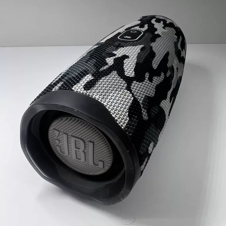 JBL CHARGE 4