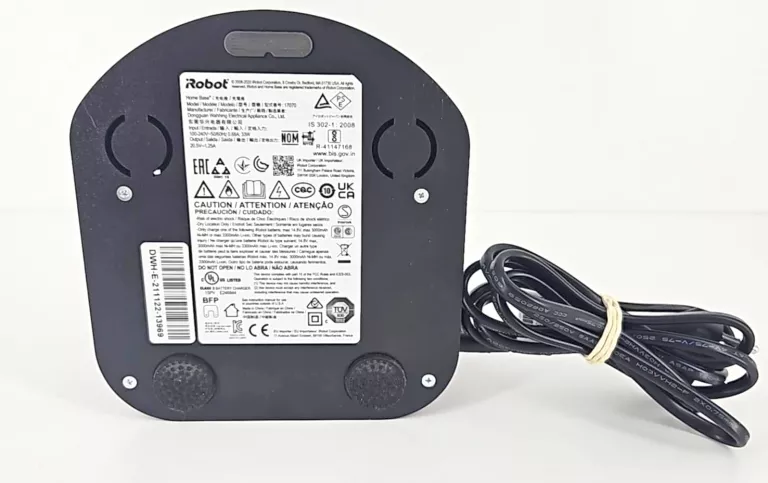 ROBOT SPRZĄTAJĄCY I ROBOT ROOMBA I1