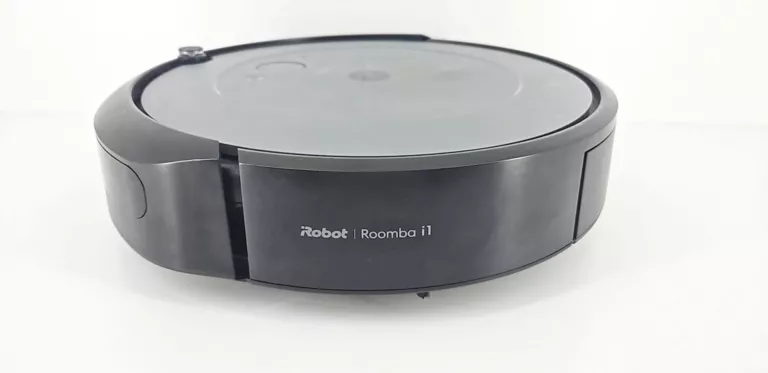 ROBOT SPRZĄTAJĄCY I ROBOT ROOMBA I1