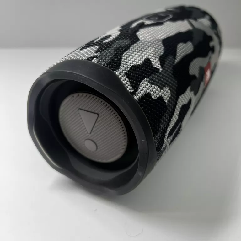 JBL CHARGE 4