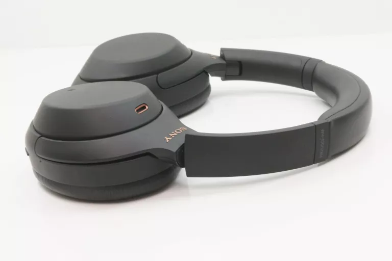 SŁUCHAWKI BEZPRZEWODOWE SONY WH-1000XM4