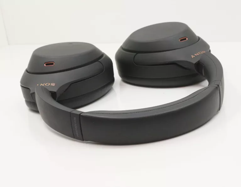 SŁUCHAWKI BEZPRZEWODOWE SONY WH-1000XM4