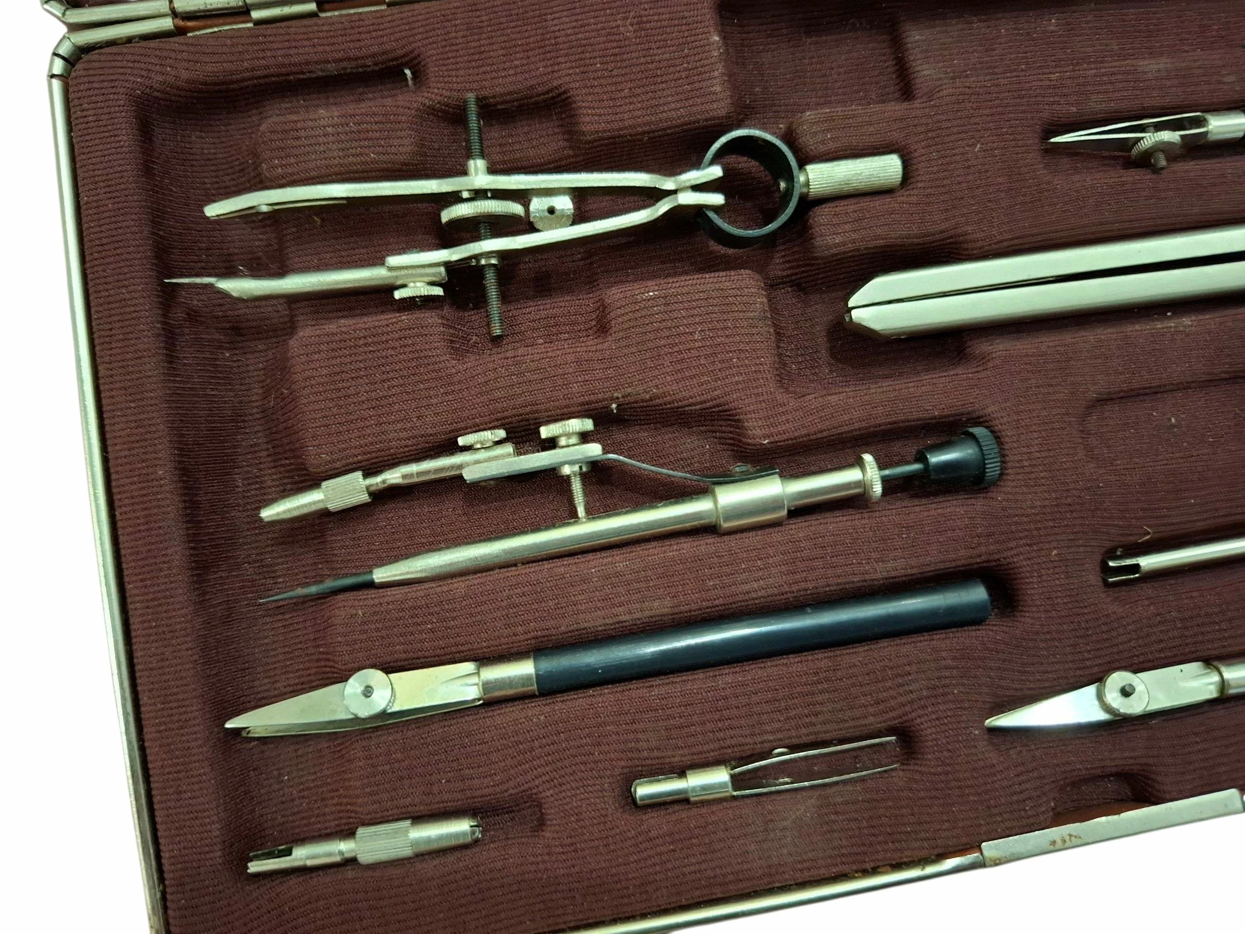 zestaw-kreslarski-h4k-14-1-01-zamkowa-34-pabianice-nowa